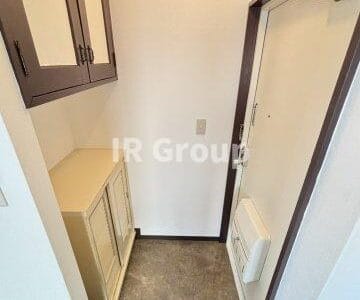 2K Corner Room Apt in Kitasenju F87 001