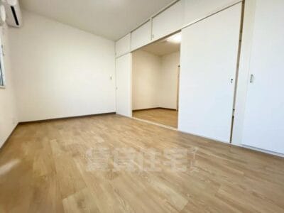 2K on Top Floor in Hachimanyama R85 101