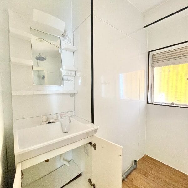 1LDK ShinOkubo NOKey$ FREENet R71100