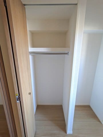 1DK Iriya NOKey$ PetOK R23001