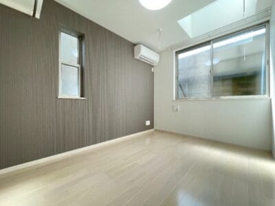 1K Hoya NOKey$ NODep W23001