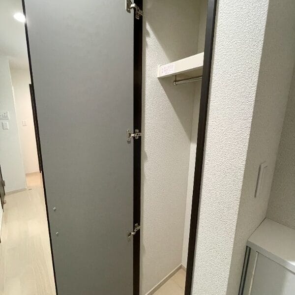 1K Hoya NOKey$ NODep W23001