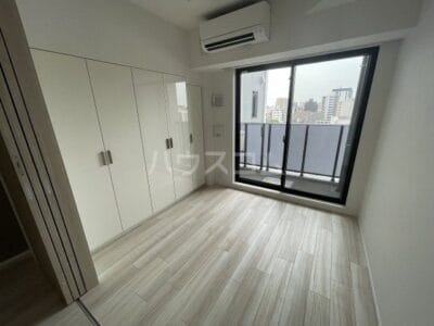 1DK Iriya NOKey$ FREENet R231015