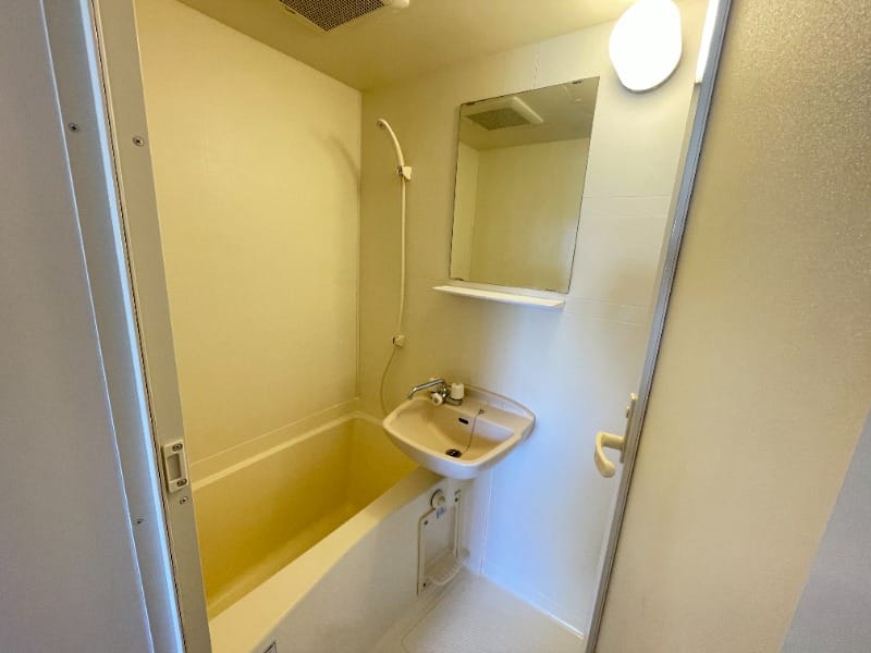 1K NishiTakashimadaira NOKey$ NOAgency W07101