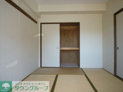 3LDK Nakayama NOKey$ CornerRoom R99000