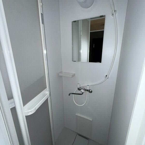 1LDK NishiKoyama NOKey$ TopFloor R71111