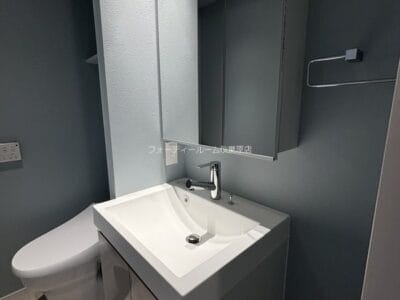 1DK Iriya NOKey$ PetOK R24100