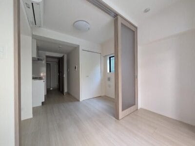 1DK MonzenNakacho NODep NOAgency R22011