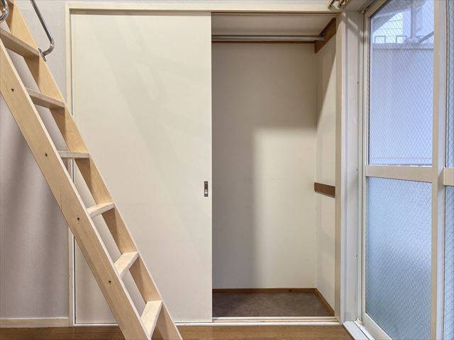 00i0i_caITAm8v6J9_0ak07K_1200x900