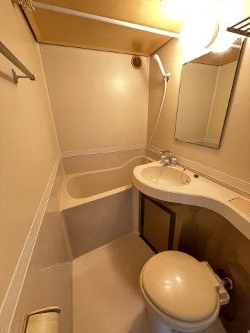 00r0r_8Hf7B4QfGhD_05O07K_1200x900