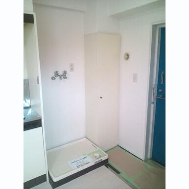 806965132_386x386_#fcfdff