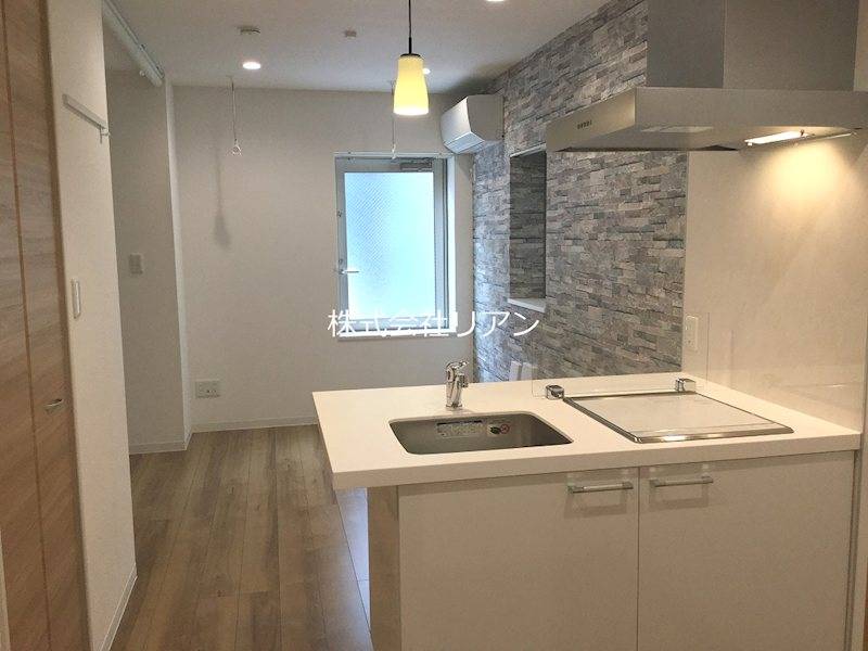 00404_3cNNBH1VNPk_0cU09G_1200x900