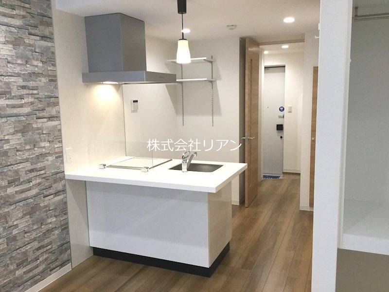 01616_bRvoX13juT0_0cU09G_1200x900