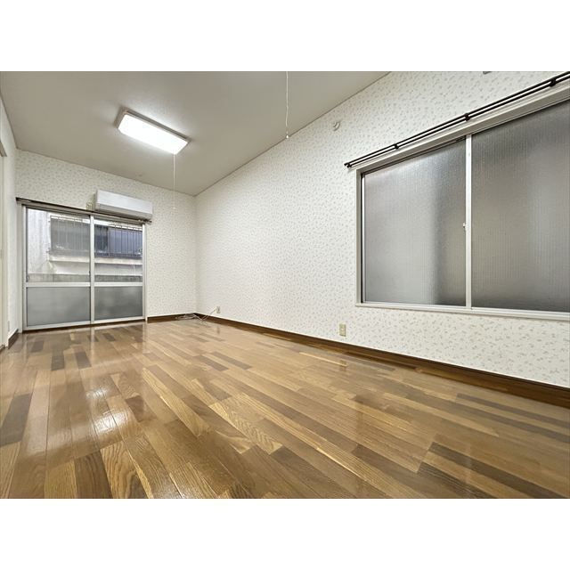 01KJBG1NXF22BNVNWZDGE92DJA