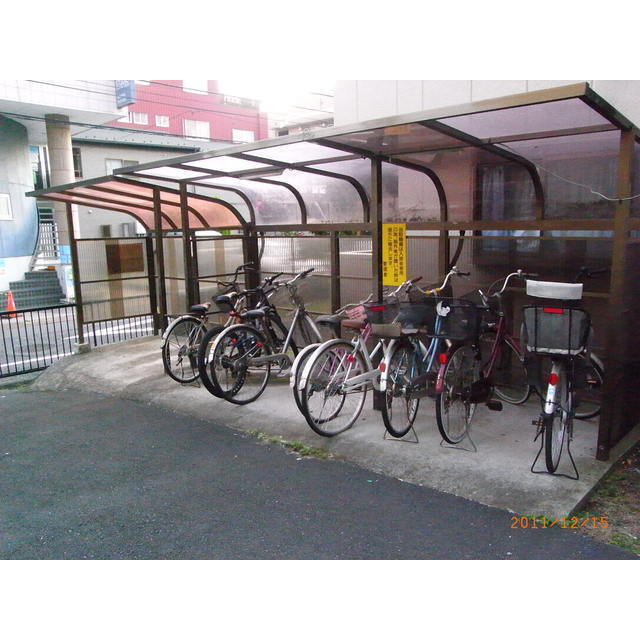 01KMTC2VSC35PFVDX2D7W9Q0FA