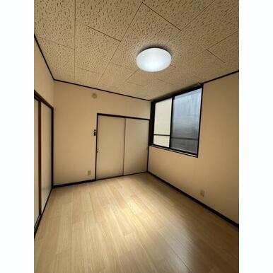 1948394537_386x386_#fcfdff