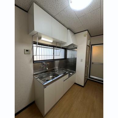 1948399426_386x386_#fcfdff