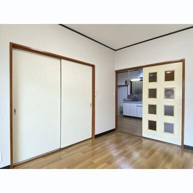 1957138410_386x386_#fcfdff