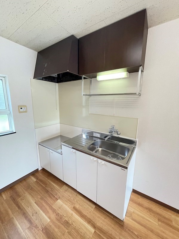 imgi_10_100490000716_ro