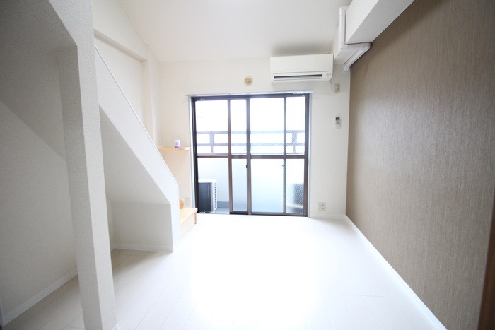 imgi_10_100499273926_ro