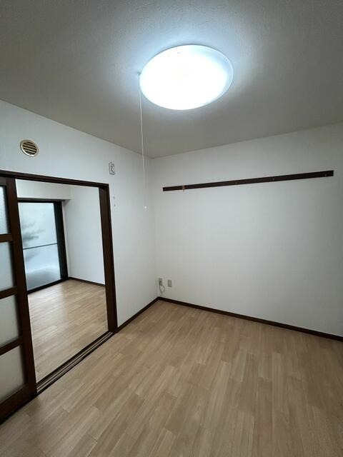 imgi_10_100501465906_1o