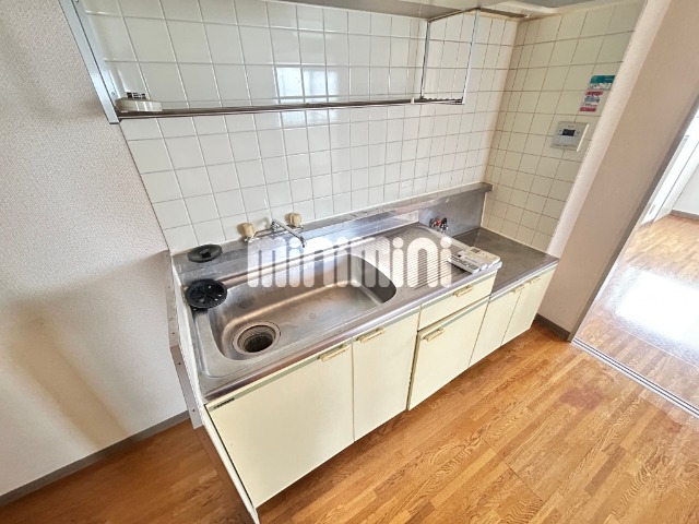 imgi_10_100502297258_1o