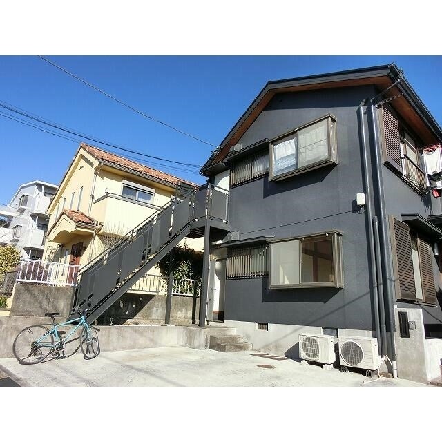 imgi_11_01KNTQDJGKRFWFPYZR1X23MZQK