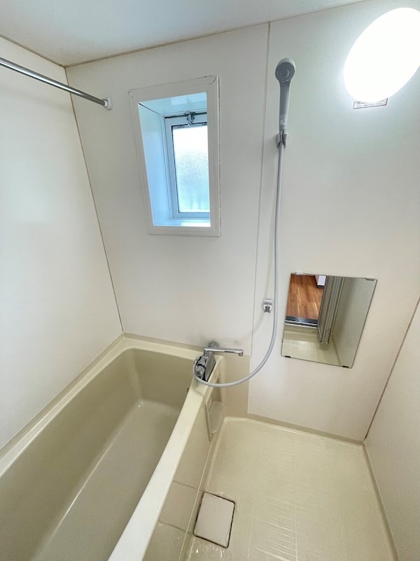 imgi_11_100490000716_3o