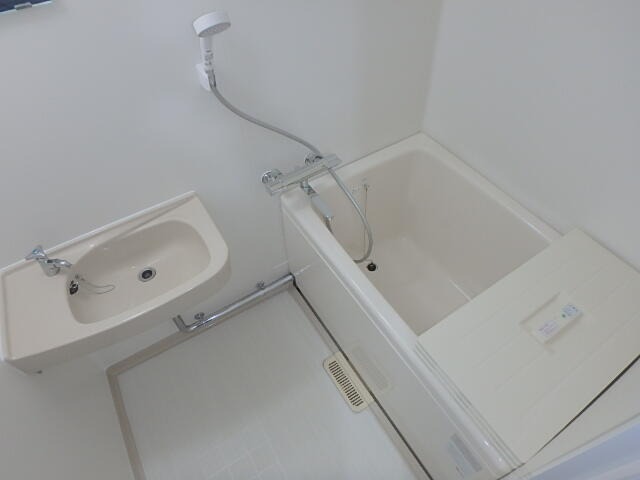 imgi_11_100496415850_ro