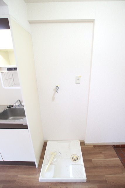 imgi_13_01KNQMNV423MVWAMCG7ZPBHGDN