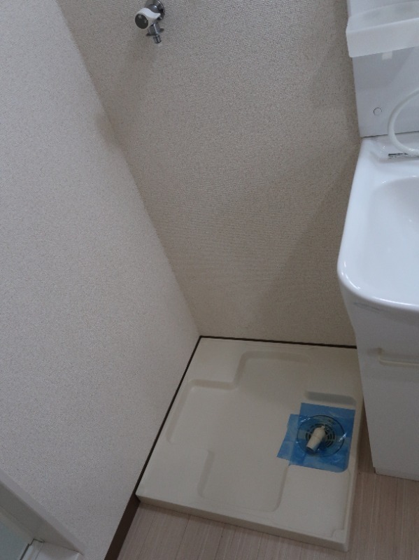 imgi_13_01KPCPSTZM1E0064NNRF3WR1RY