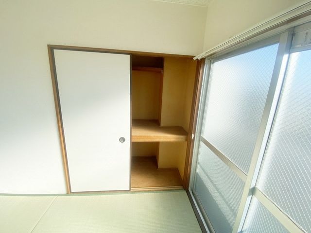 imgi_13_100501270701_9o