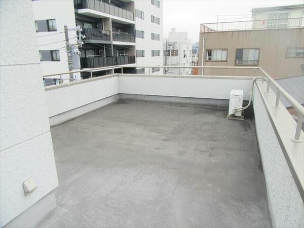 imgi_14_100498290705_7o