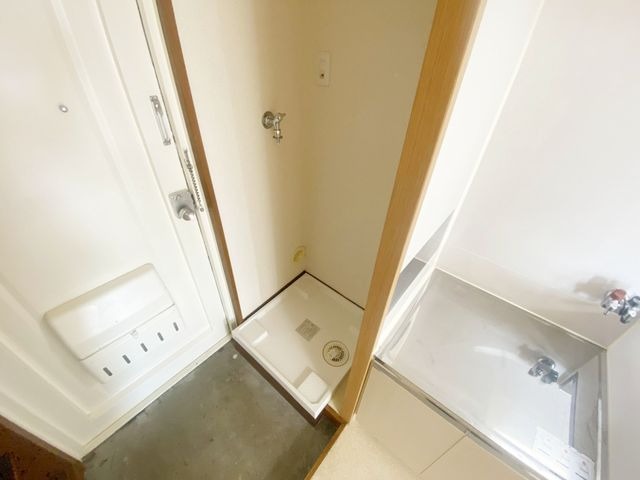 imgi_14_100501270701_7o