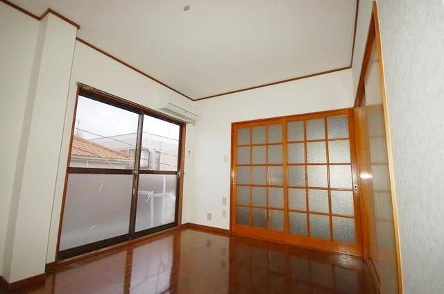 imgi_14_100502021437_5o