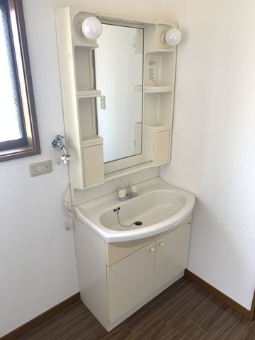 imgi_15_100502788725_9o