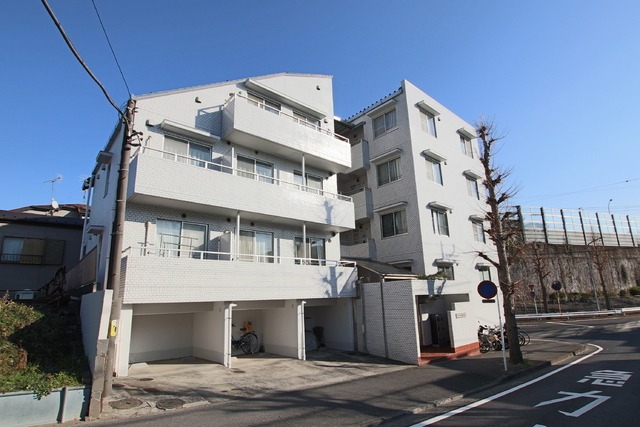 imgi_18_01J6EWMQFGD3FK9ETJZ9CJXNB3