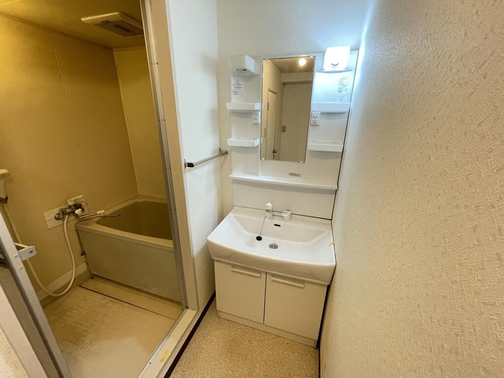 imgi_18_100503137498_8o