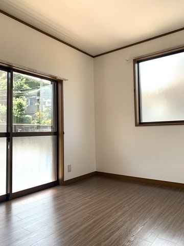 imgi_20_100502788725_1o