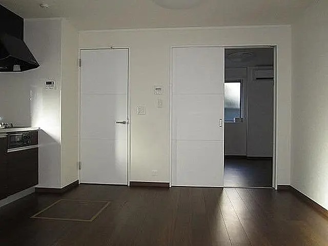 imgi_23_77f13482120ff76da793d83ff5933096