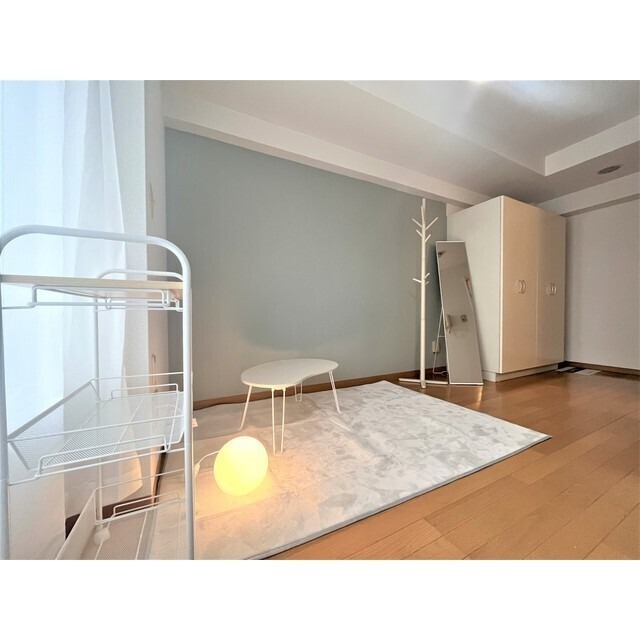 imgi_2_01KNT5A07E05DFWT7XN85ZF8MZ