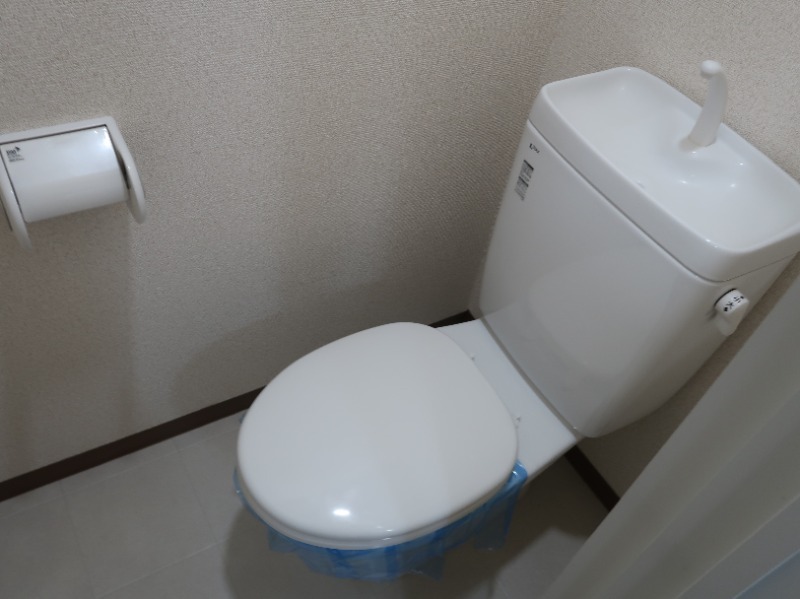 imgi_5_01KPCPST5BKWCCXZ7688YJVDS9