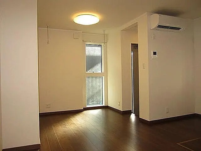 imgi_96_b90899265900c2a2da45b10b1de1220a