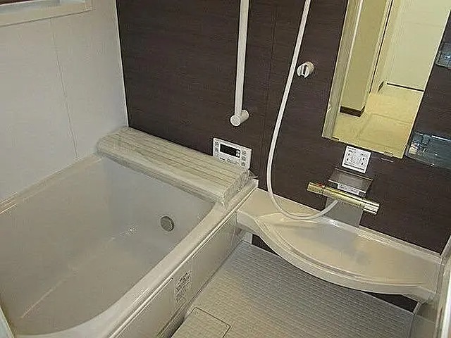 imgi_98_7a40728e42f6a7a918d21e8105b3dd30