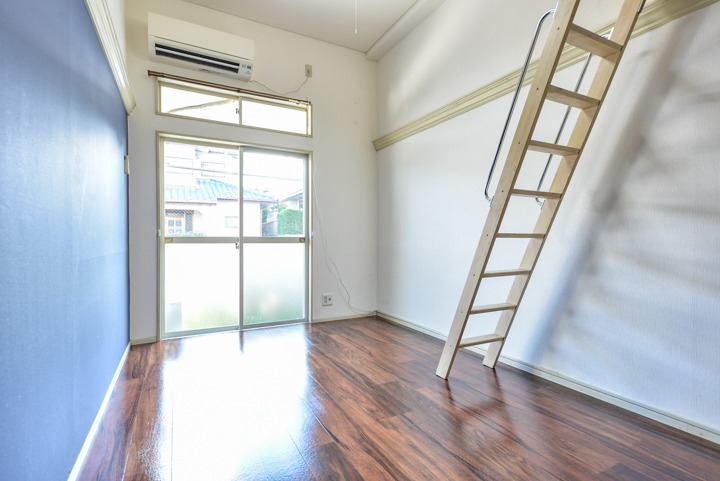 imgi_9_100252560263_ro