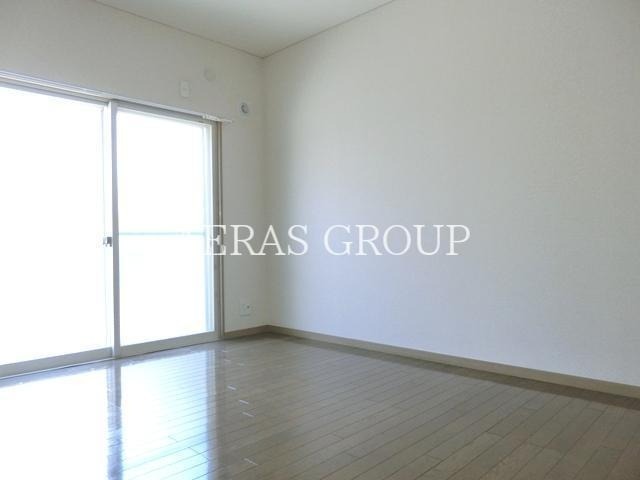 imgi_9_100497899403_1o