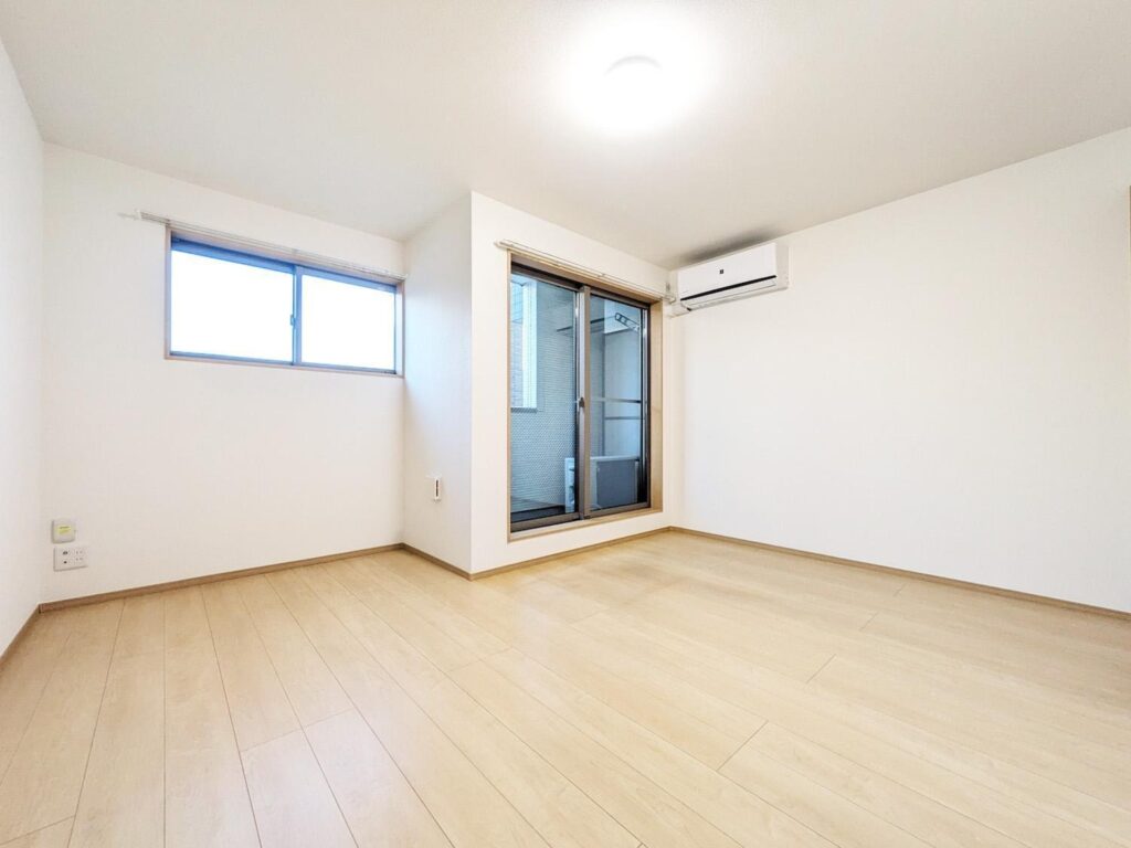 imgi_9_100499705829_ro