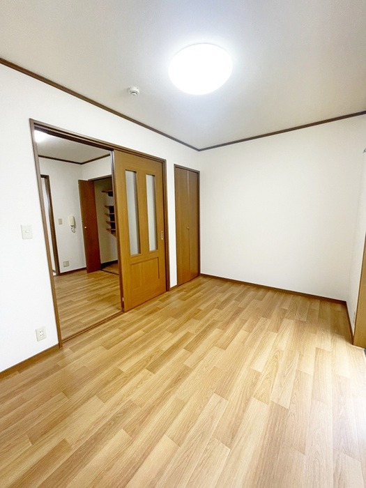 imgi_9_100500019528_ro