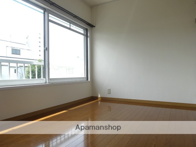 imgi_9_100502503352_ro